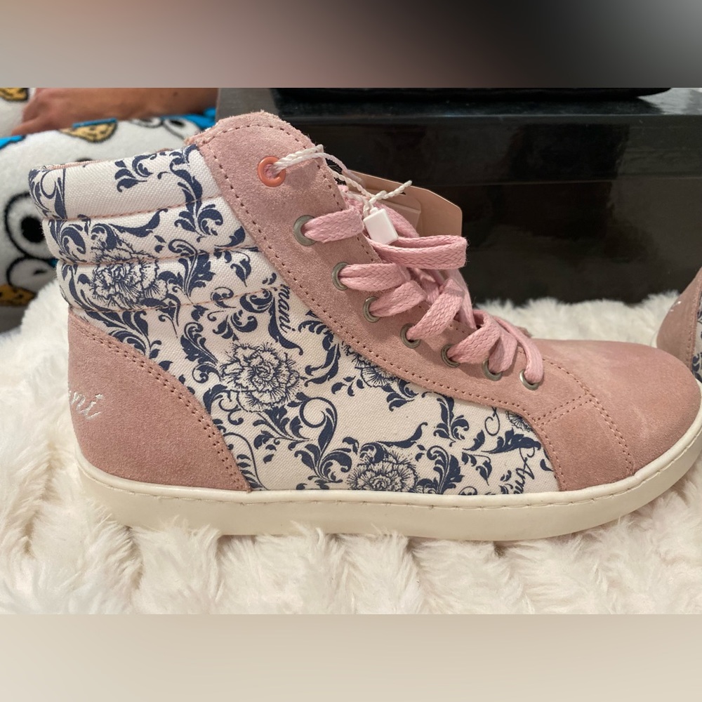 Girgio Armani junior sneakers